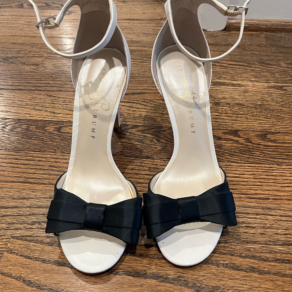 Beautiful EUC White and Black D’Orsay with Ankle Strap 3.5” heels, sz 7.5